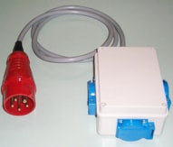 Verdeler 16A 5 polig naar 3 x 220V