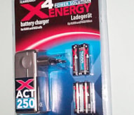 Oplaadbare batterijen met lader. 