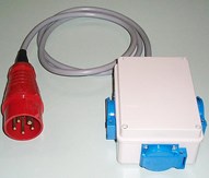 Verdeler 16A 5 polig naar 3 x 220V