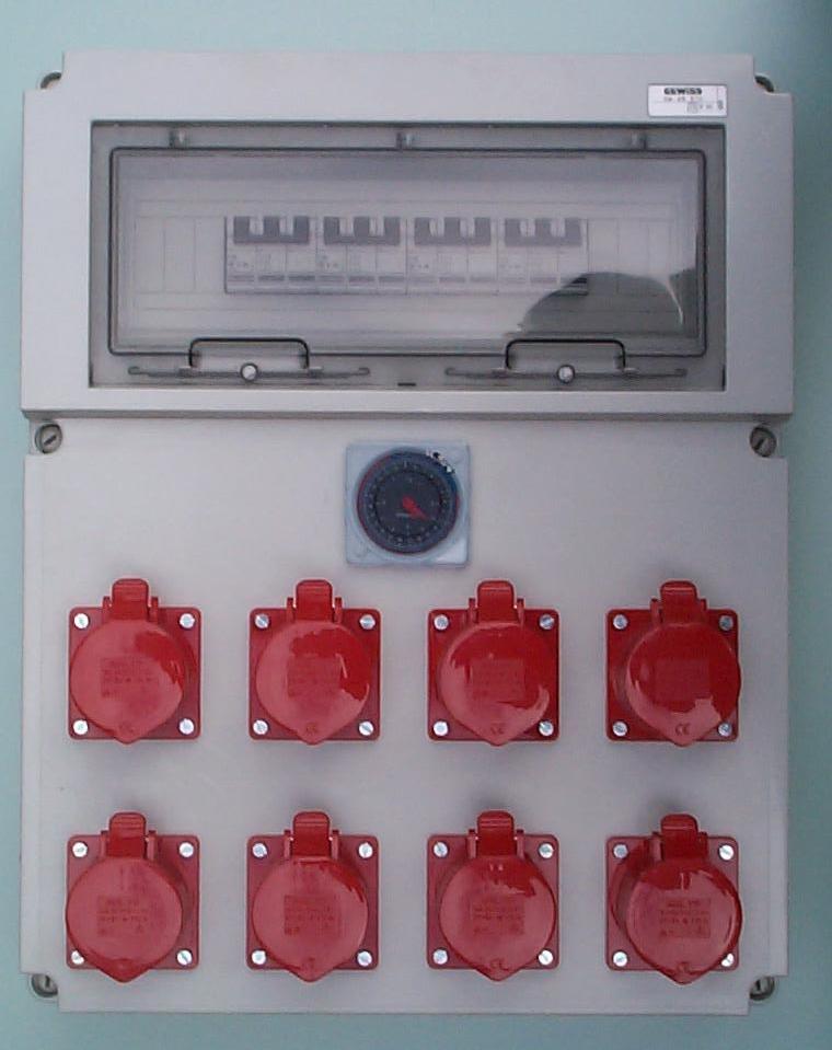Klokkast 4 voudig 12-12 16A 5 polig