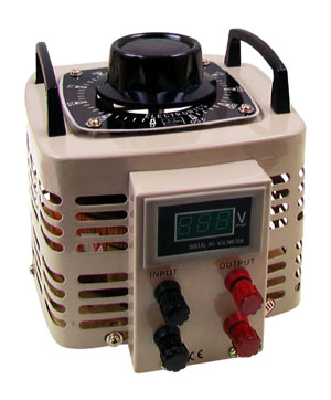 Regeltrafo met digitale uitlezing.